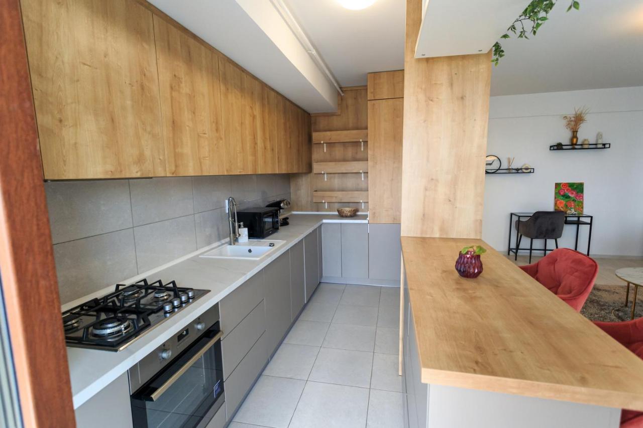 Mmc Apartament Apartment Brasov Bagian luar foto